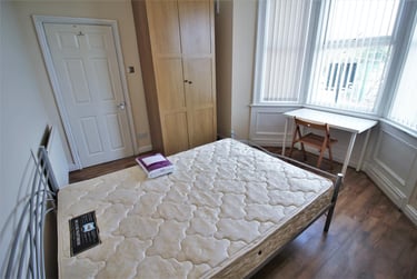 3 bed flat, Dinsdale Road, Sandyford, Newcastle, NE21DN - Image 2